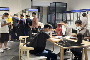 頭條 | 花地藝拍春拍預(yù)展現(xiàn)場火爆，5月22日即將舉槌！