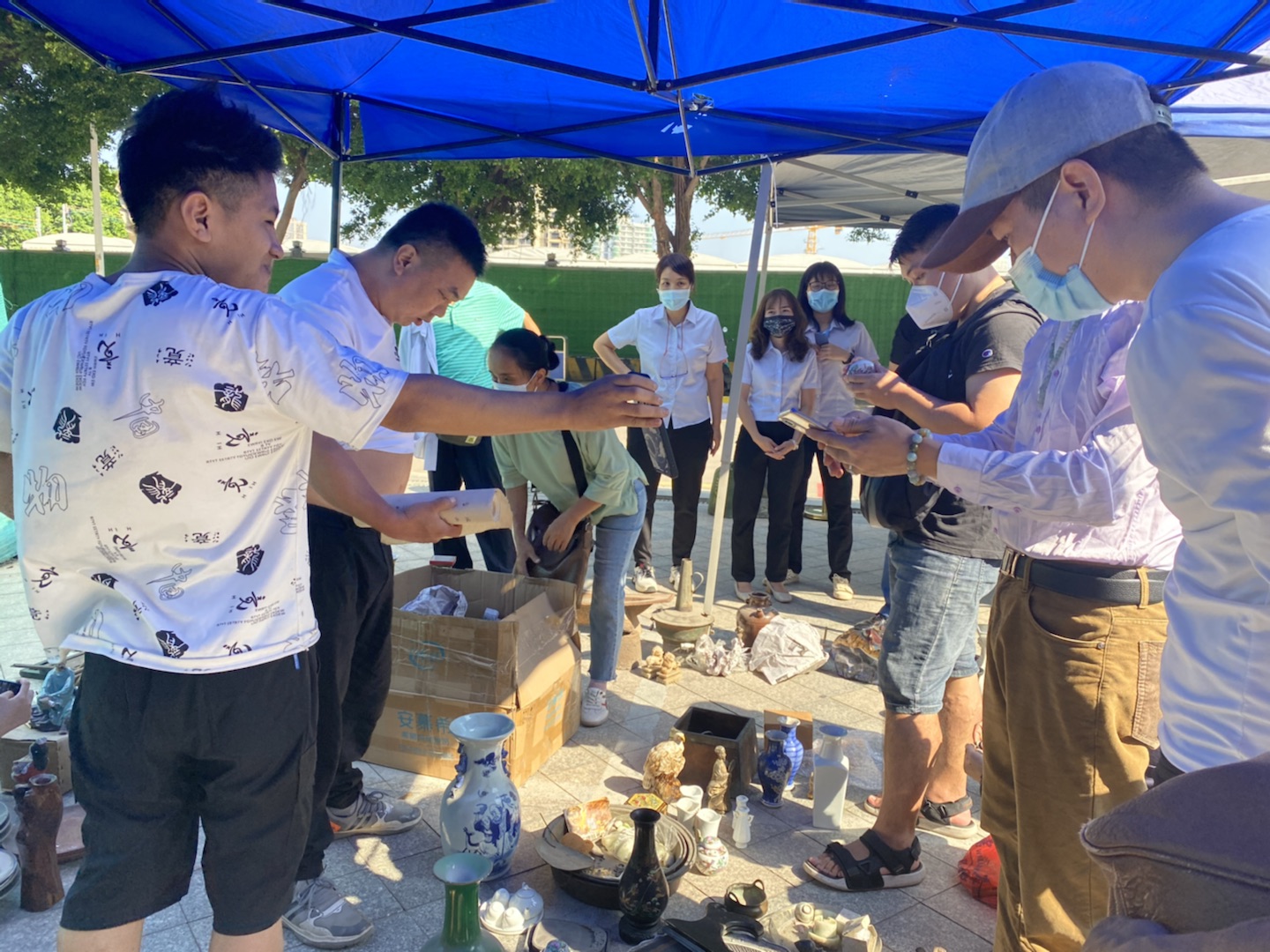 廣州花地灣古玩地攤集市1月8日即將開市！