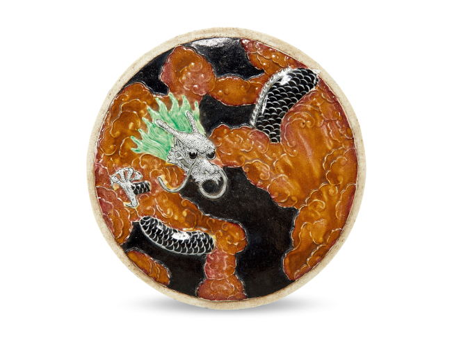 清  墨地三彩雕云龍三現(xiàn)瓷板