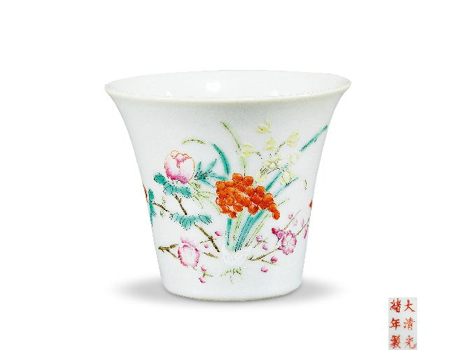 清光緒  粉彩“漱玉”馬蹄杯