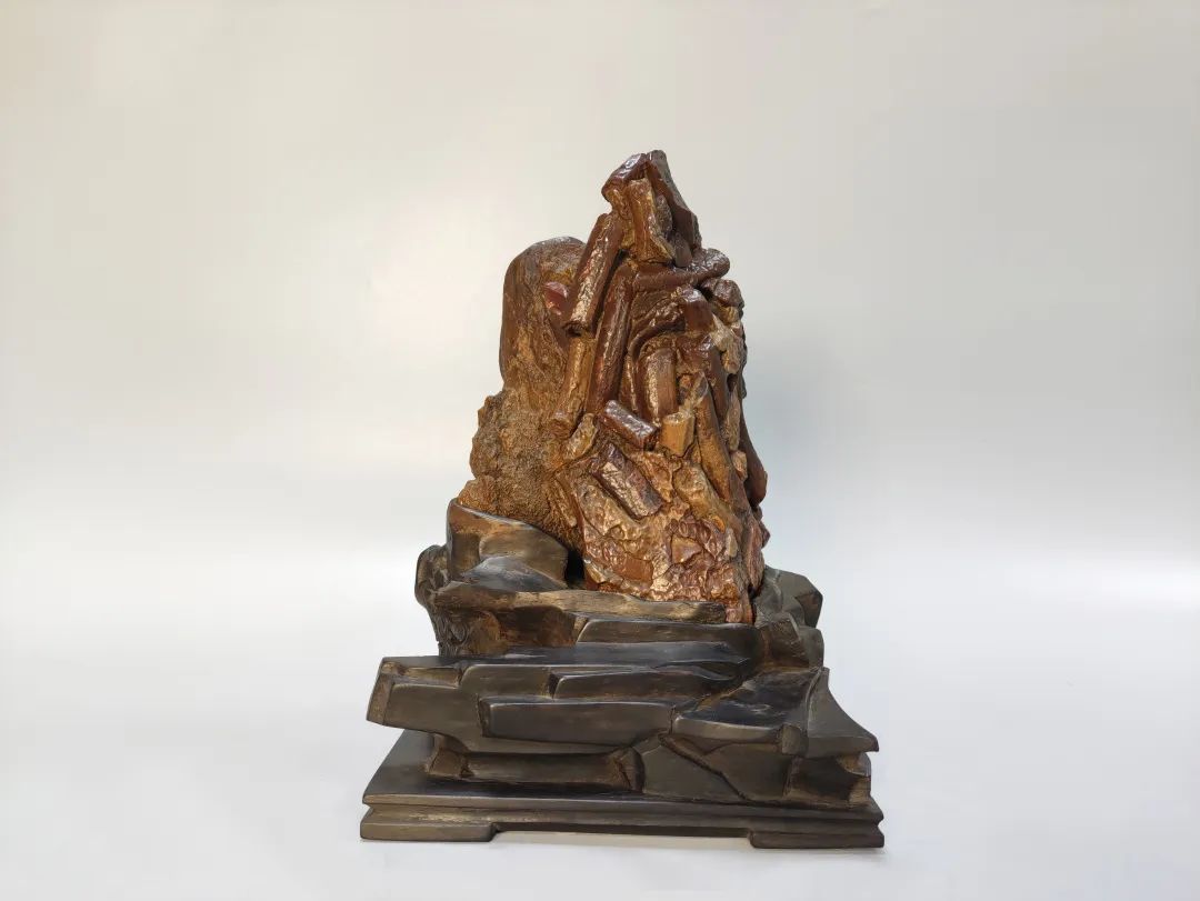 廣州花地灣石博會(huì)“名家名石精品展”金獎(jiǎng)美石一覽 廣州花地灣石博會(huì)“名家名石精品展”金獎(jiǎng)美石一覽