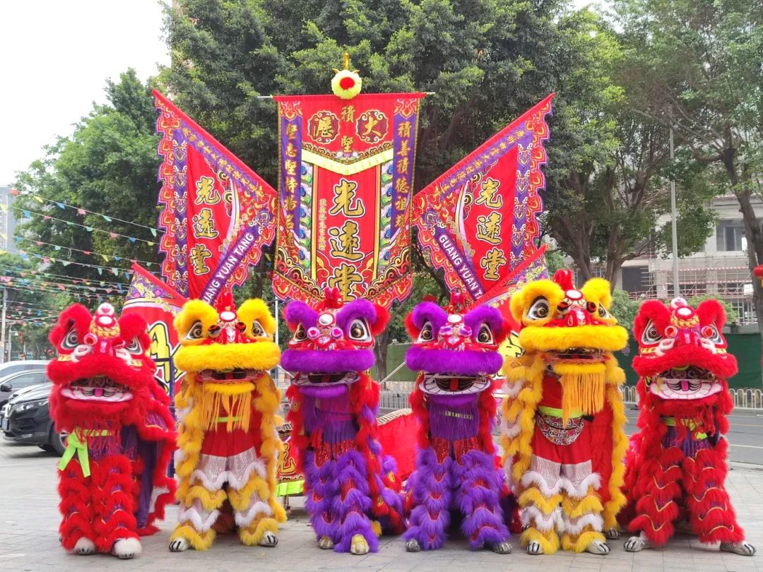 花地灣古玩城醒獅旺場，財?shù)?、福到~